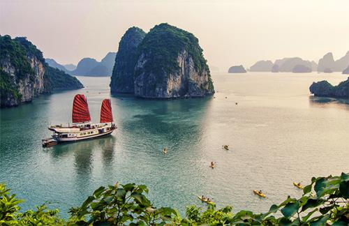 DU ngoạn Vịnh Hạ Long trong 2N1Đ
Du lịch Hạ Long chỉ 2 ngày 1 đêm