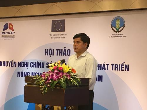 Thứ trưởng Bộ Nông nghiệp và Phát triển nông thôn Trần Thanh Nam cho rằng các doanh nghiệp trong nước đã nỗ lực đầu tư vào sản xuất nông nghiệp hữu cơ. Ảnh:Thành Trung/BNEWS/TTXVN