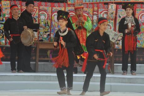 Độc đáo lễ hội cầu mùa ở vùng Viễn Sơn