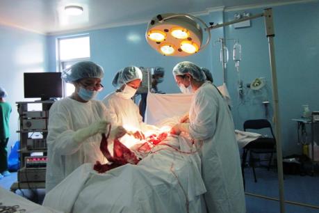 Bốn bệnh viện phối hợp cứu sống thai phụ bị biến chứng vỡ tử cung