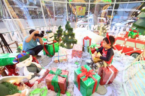 Rộn ràng không khí Giáng sinh trên khắp mọi miền đất nước
