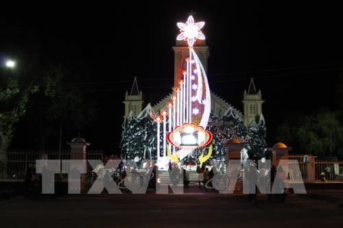 Rộn ràng không khí Giáng sinh trên khắp mọi miền đất nước