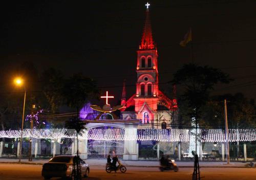 Rộn ràng không khí Giáng sinh trên khắp mọi miền đất nước