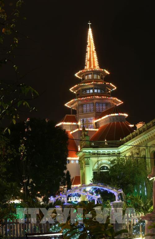 Rộn ràng không khí Giáng sinh trên khắp mọi miền đất nước