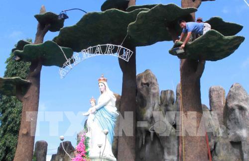 Rộn ràng không khí Giáng sinh trên khắp mọi miền đất nước