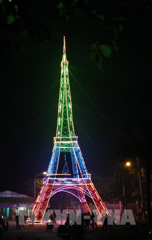 Rộn ràng không khí Giáng sinh trên khắp mọi miền đất nước