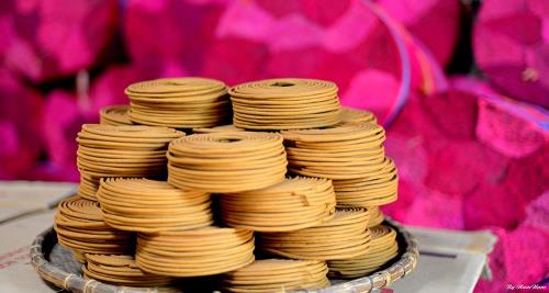 Tết về, ghé thăm làng làm hương lâu đời nhất Việt Nam