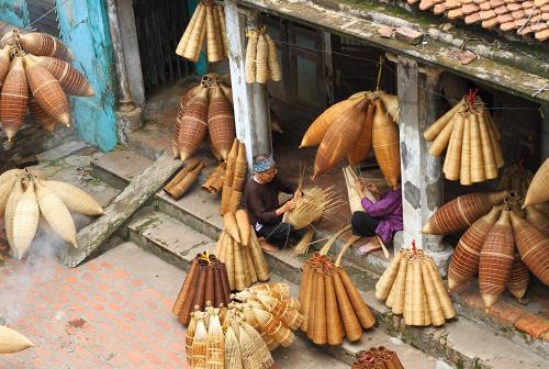Tết về, ghé thăm làng làm hương lâu đời nhất Việt Nam