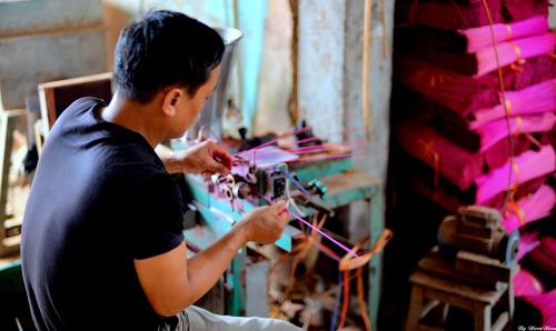 Tết về, ghé thăm làng làm hương lâu đời nhất Việt Nam