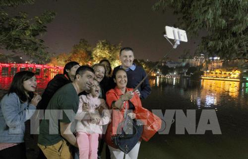 Rộn ràng không khí đón xuân Đinh Dậu