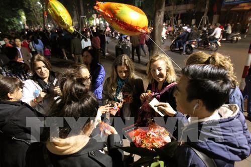 Rộn ràng không khí đón xuân Đinh Dậu