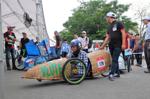 Những chiếc xe độc và lạ tại cuộc thi lái xe tiết kiệm nhiên liệu Honda 2017