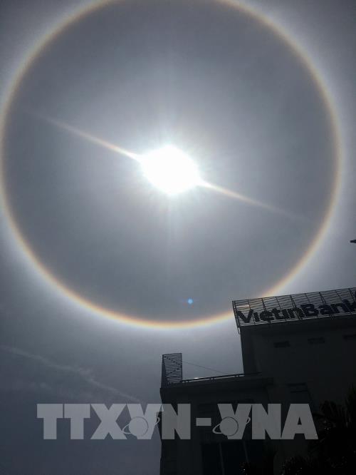 Xuất hiện quầng mặt trời lạ ở Thừa Thiên - Huế