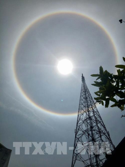 Xuất hiện quầng mặt trời lạ ở Thừa Thiên - Huế