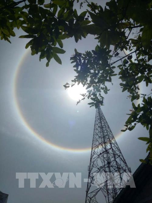 Xuất hiện quầng mặt trời lạ ở Thừa Thiên - Huế