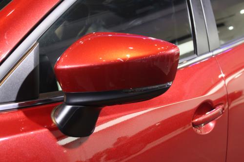 Cận cảnh mẫu xe "ăn" khách Mazda3 phiên bản 2017 vừa ra mắt