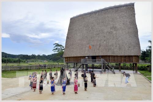 Nhà Rông - Biểu tượng đẹp về sự trường tồn của cộng đồng buôn làng