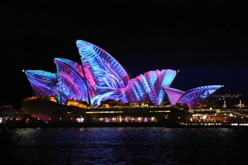 Lung linh lễ hội ánh sáng Vivid Sydney 2017