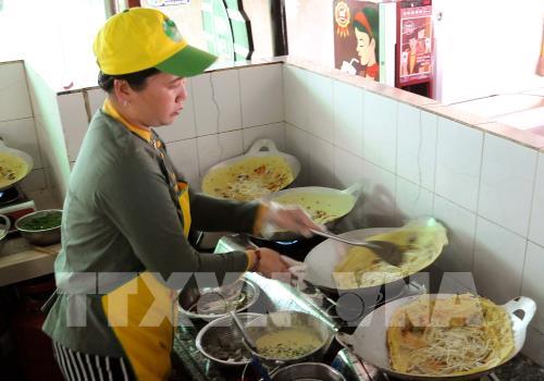 Bánh xèo – món ăn dân gian đặc trưng các tỉnh thành Nam Bộ