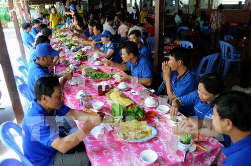 Bánh xèo – món ăn dân gian đặc trưng các tỉnh thành Nam Bộ