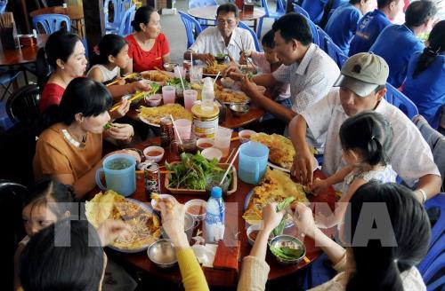 Bánh xèo – món ăn dân gian đặc trưng các tỉnh thành Nam Bộ