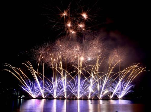 Huyền ảo đêm thi thứ 4 Lễ hội pháo hoa quốc tế Đà Nẵng