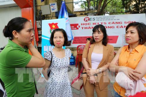 Hình ảnh mới nhất của thí sinh Hà Nội trong buổi thi vào lớp 10 môn Ngữ Văn