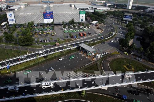 Thông xe 2 cầu vượt cửa ngõ Tân Sơn Nhất