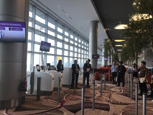 Nhà ga T4- Sân bay Changi (Singapore) có gì đặc biệt?