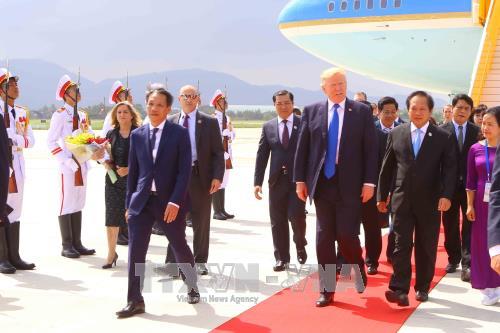 Tổng thống Donald Trump đã đến Đà Nẵng