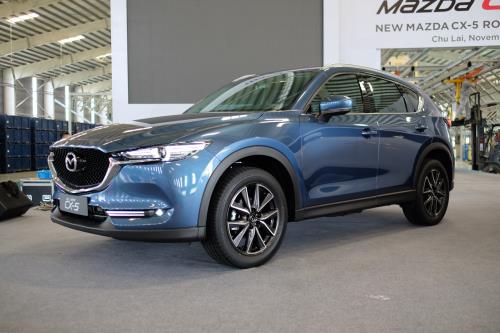 Cận cảnh mẫu Mazda CX-5 phiên bản 2018 lắp ráp trong nước mới ra mắt