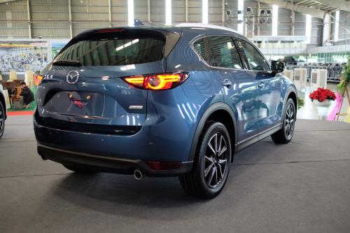 Cận cảnh mẫu Mazda CX-5 phiên bản 2018 lắp ráp trong nước mới ra mắt