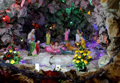 Rộn ràng không khí đón Giáng sinh trên cả nước