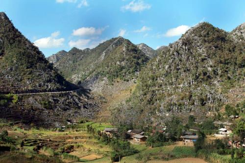 Vẻ đẹp hùng vĩ Cao nguyên đá Đồng Văn (Hà Giang)