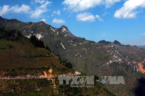 Vẻ đẹp hùng vĩ Cao nguyên đá Đồng Văn (Hà Giang)