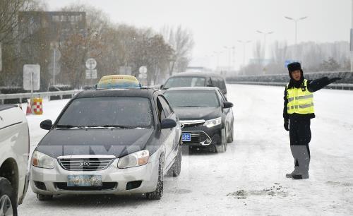 Tuyết rơi gây thiệt hại lớn ở Trung Quốc