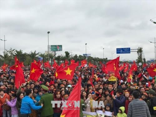  Đội tuyển U23 Việt Nam về nước trong sự đón tiếp nồng hậu 