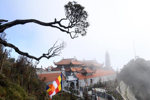 Quần thể văn hóa tâm linh đẹp tựa chốn bồng lai trên đỉnh Fansipan 