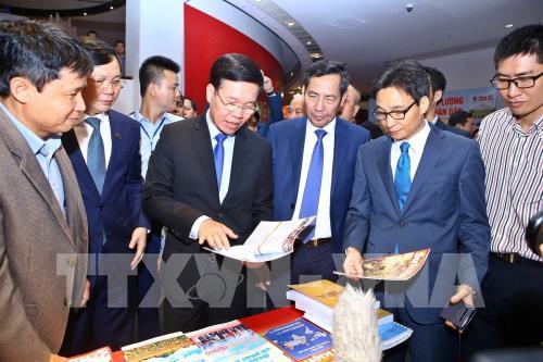 Chùm ảnh khai mạc Hội Báo toàn quốc 2018