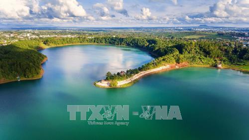 Khám phá tiềm năng du lịch tạo hóa ban tặng cho Gia Lai