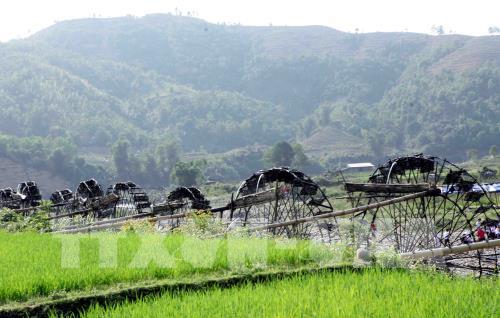 Guồng nước bản Nà Khương - điểm du lịch độc đáo của Tây Bắc