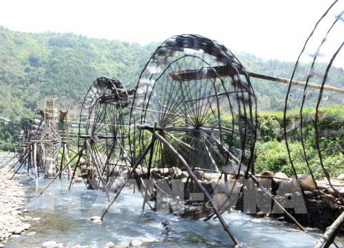Guồng nước bản Nà Khương - điểm du lịch độc đáo của Tây Bắc