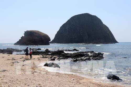 Quần thể Hòn Yến - Thắng cảnh cấp Quốc gia