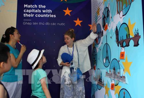 Thỏa sức khám phá Châu Âu trong lòng Hà Nội