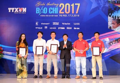Lễ trao Giải báo chí Thông tấn xã Việt Nam 2017