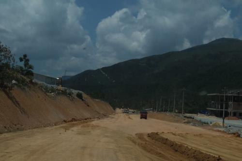 Hầm đường bộ Cù Mông nước rút vượt tiến độ 