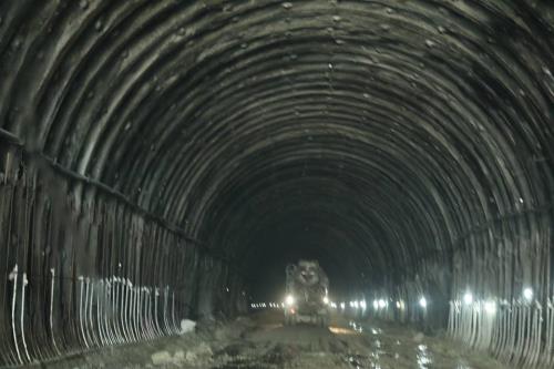 Hầm đường bộ Cù Mông nước rút vượt tiến độ 