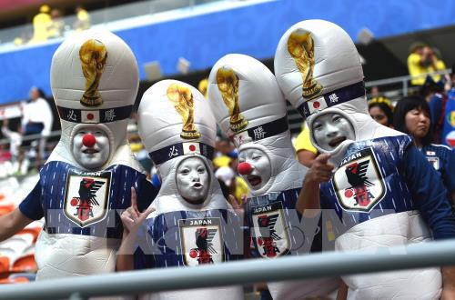 Những bóng hồng xinh đẹp “thiêu cháy” World Cup 2018