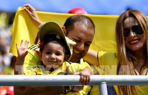 Những bóng hồng xinh đẹp “thiêu cháy” World Cup 2018