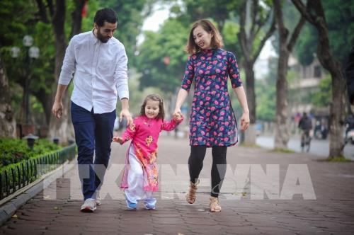 Ấm áp gia đình Việt xưa và nay